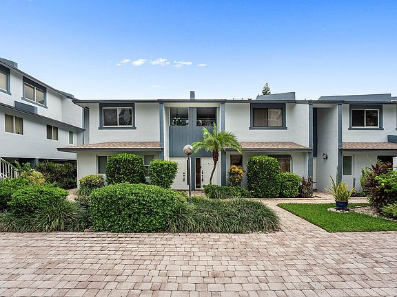 5th image of 3409 SE 8th Street #6