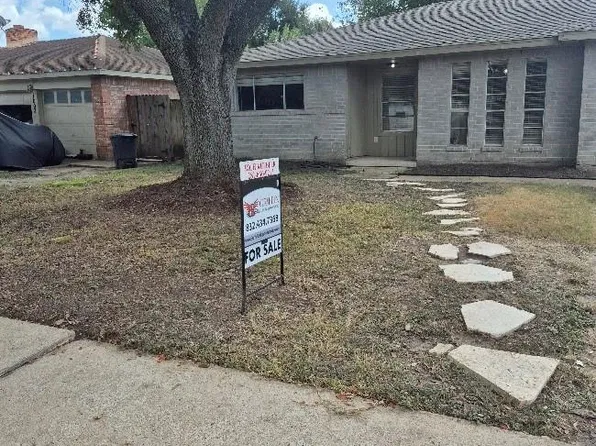 11607 Radford Ln, Houston, TX 77099