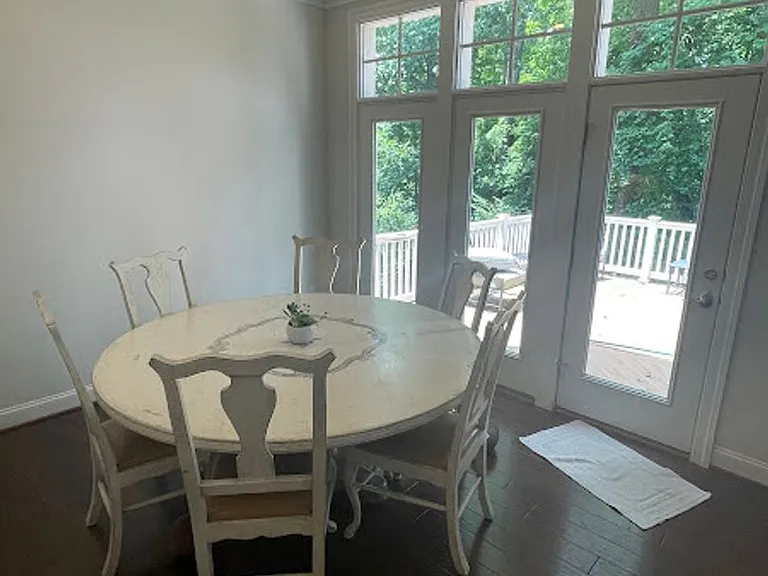 5319 Camberley Ave — Photo 9