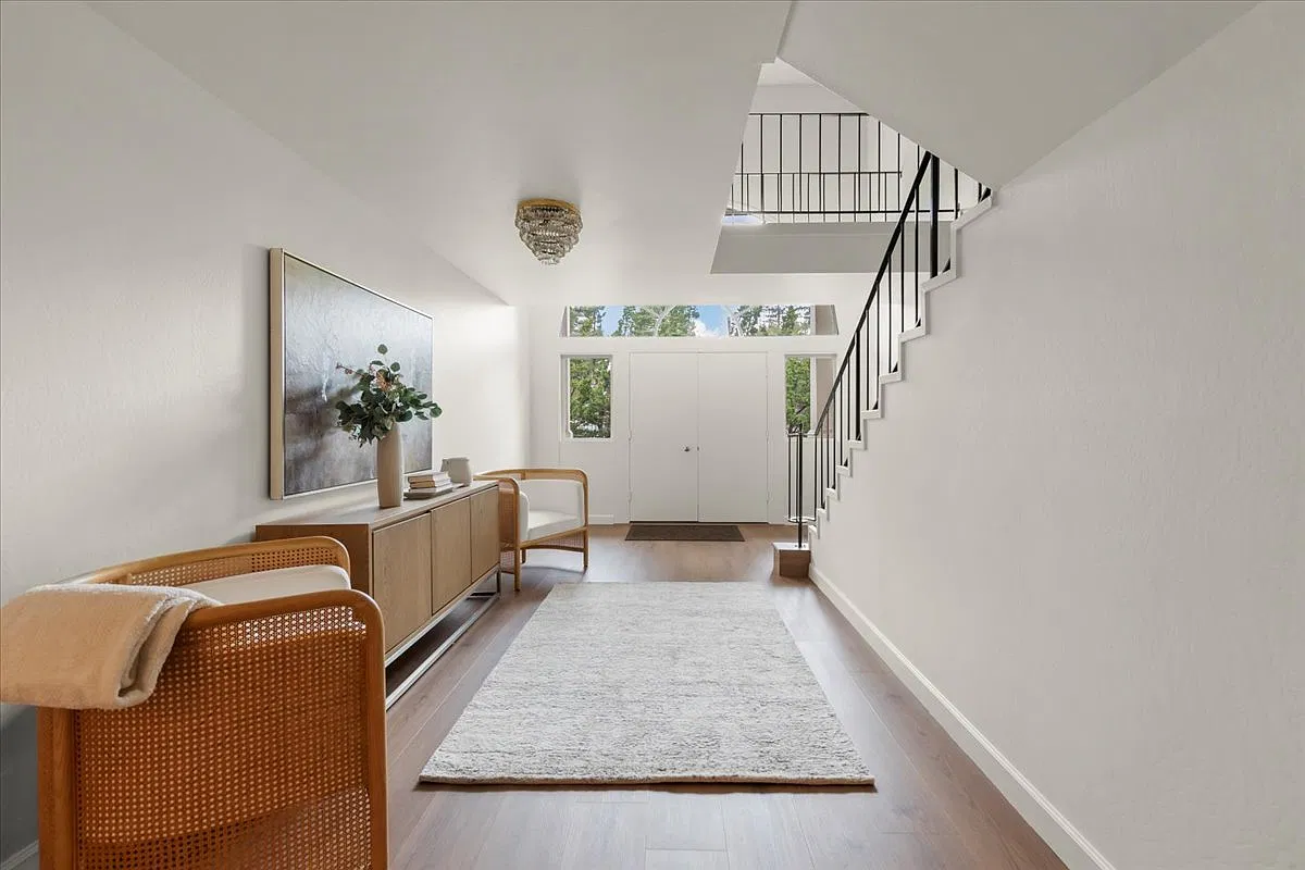 2 bed, 1466 sqft, $4,700 — Photo 4
