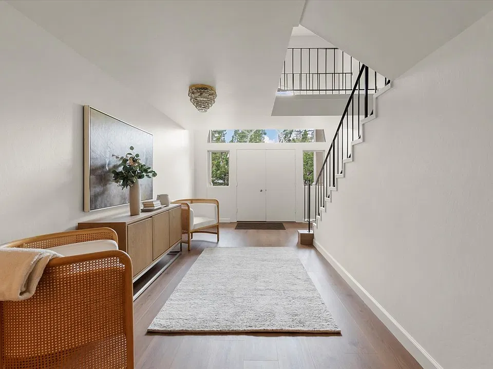 Common Entrance Lobby