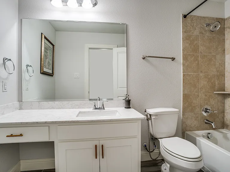 2811 Killdeer Trl — Photo 16