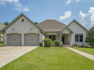 14001 Knoll Pointe Dr, Northport, AL 35475