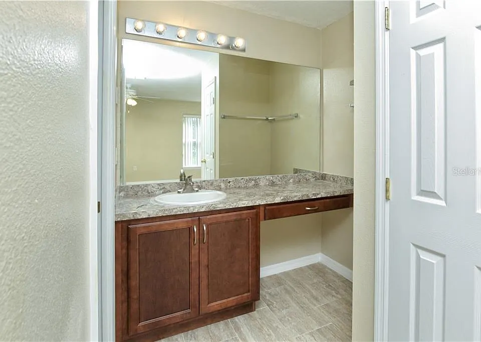 8829 Grand Palms Cir #1-A