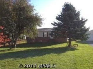 183 Hedrick Ave, Martinsburg, WV 25405