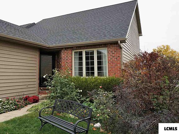 2nd image of 110 Oak Park Dr