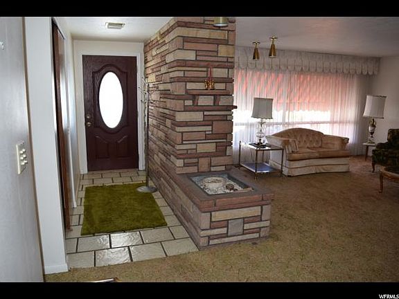 3rd image of 384 N 5th St