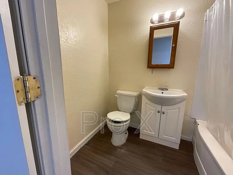 34 S Main St #6 — Photo 10
