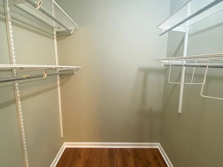 513 Granville Ct #513 — Photo 17