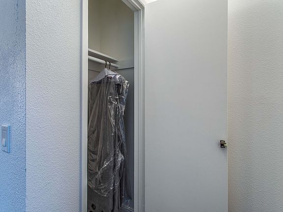 3rd image of 39955 Estates Rd #11
