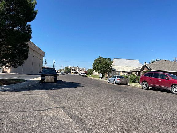 4th image of 3821 Mayer Dr #3825