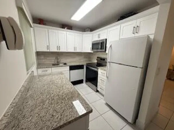 445 Brittany J #445, Delray Beach, FL 33446