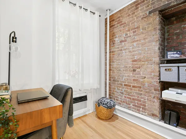 59 West 88th Street image 4 of 10