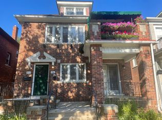 934 Nottingham Rd, Grosse Pointe, MI 48230