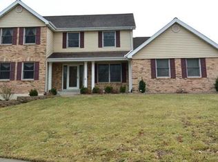 3003 Woodbridge Creek Dr, Saint Louis, MO 63129