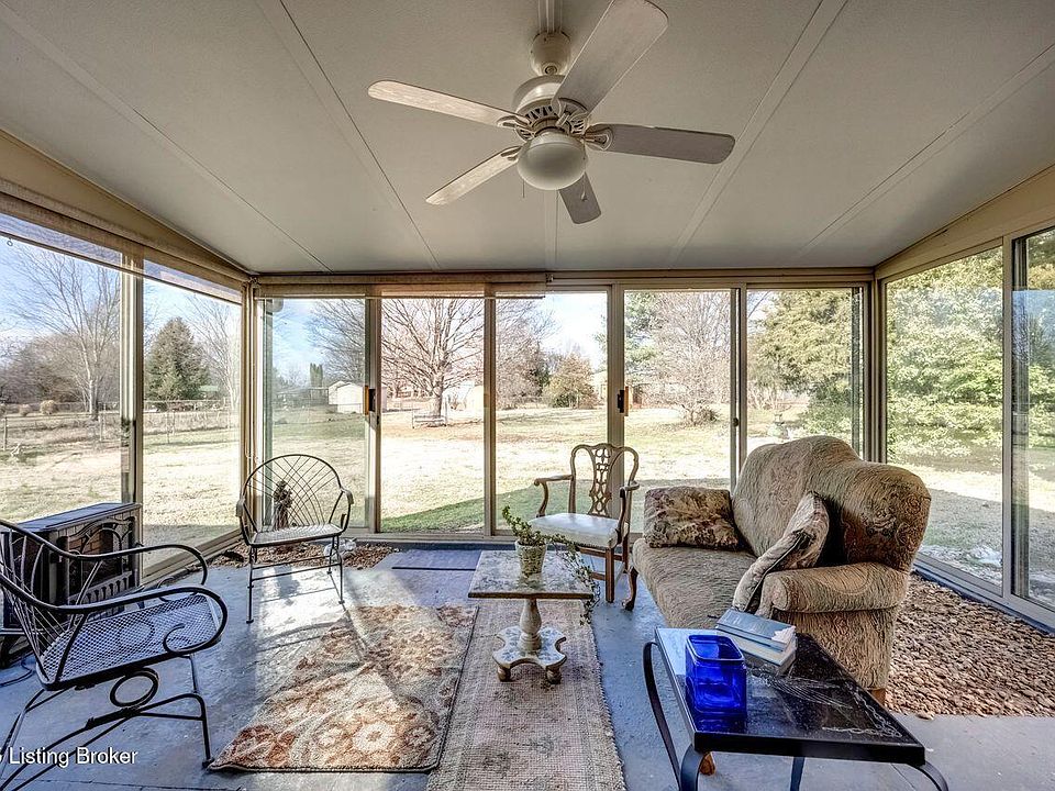 1st image of 112 Venetian Way