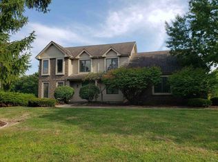 11413 Dell Loch Way, Fort Wayne, IN 46814