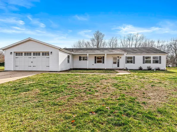 18934 Joan Kay Ln, Goshen, IN 46528