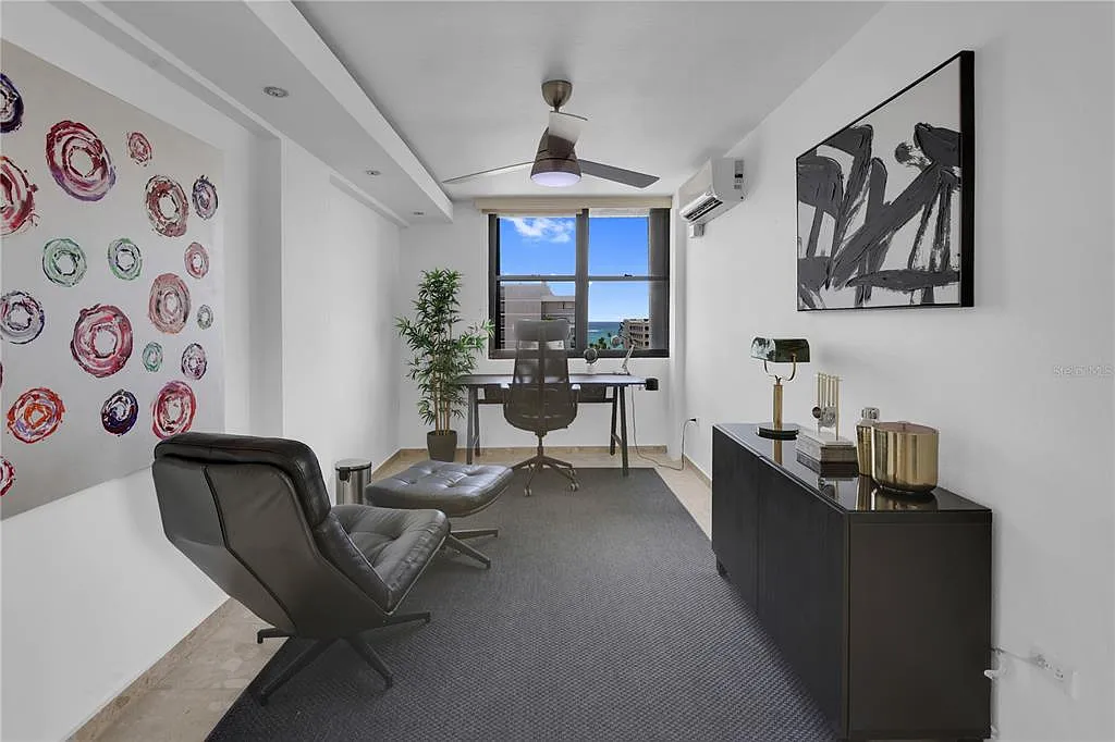 2 bed, 2.0 bath, 1408 sqft, $3,900 — Photo 2