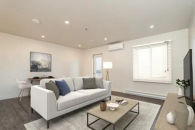 585 Ballantrae Dr — Photo 56