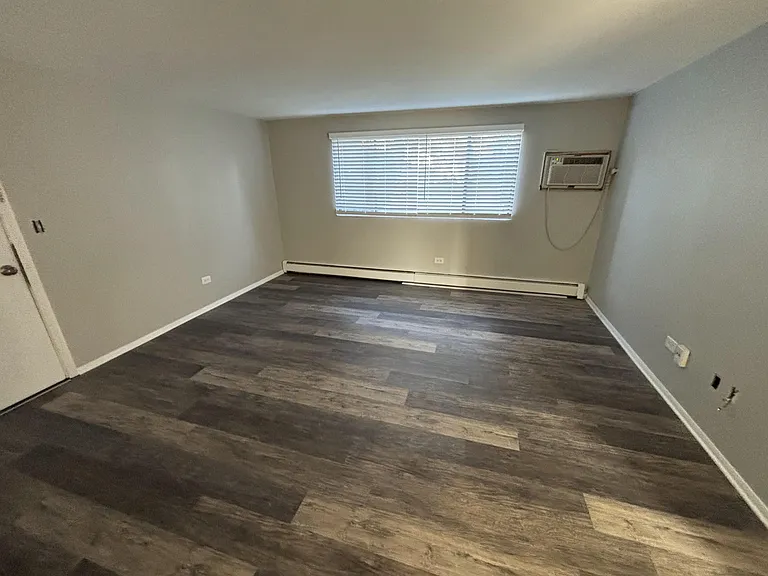 1158 Royal Blvd #BS — Photo 3