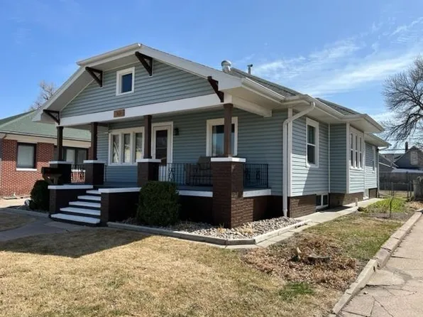 313 W 5th St, Hastings, NE 68901