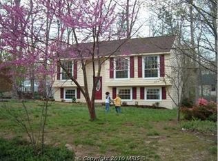 215 Patterson Ave, Fredericksburg, VA 22407