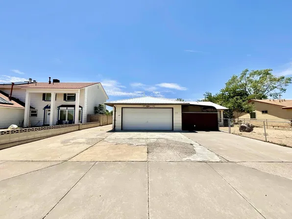 6132 Flor De Mayo Pl NW, Albuquerque, NM 87120