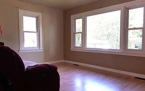 5th image of 1203 Burr St
