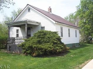 103 W South St, Bellflower, IL 61724