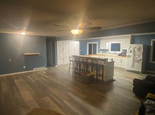 9450 N Branch Rd, Watervliet, MI 49098