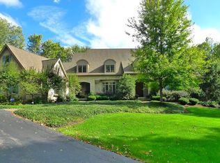 8665 Century Ln, Novelty, OH 44072