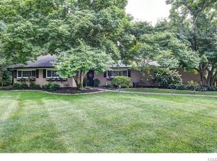 13 Ladue Rdg, Saint Louis, MO 63124