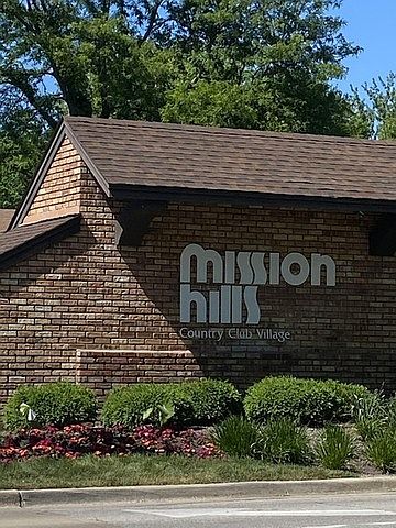 1st image of 1800 Mission Hills Rd E #210