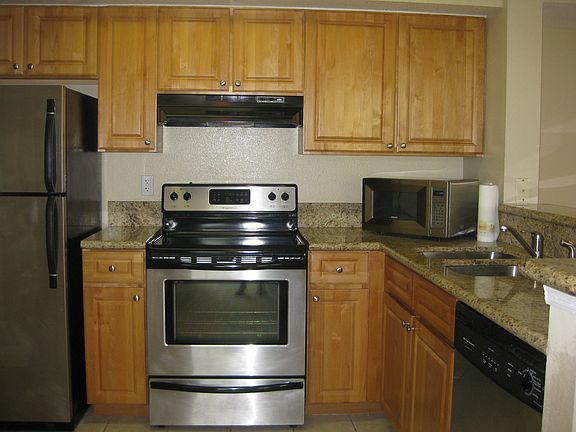 5th image of 15035 Michelangelo Blvd APT 204