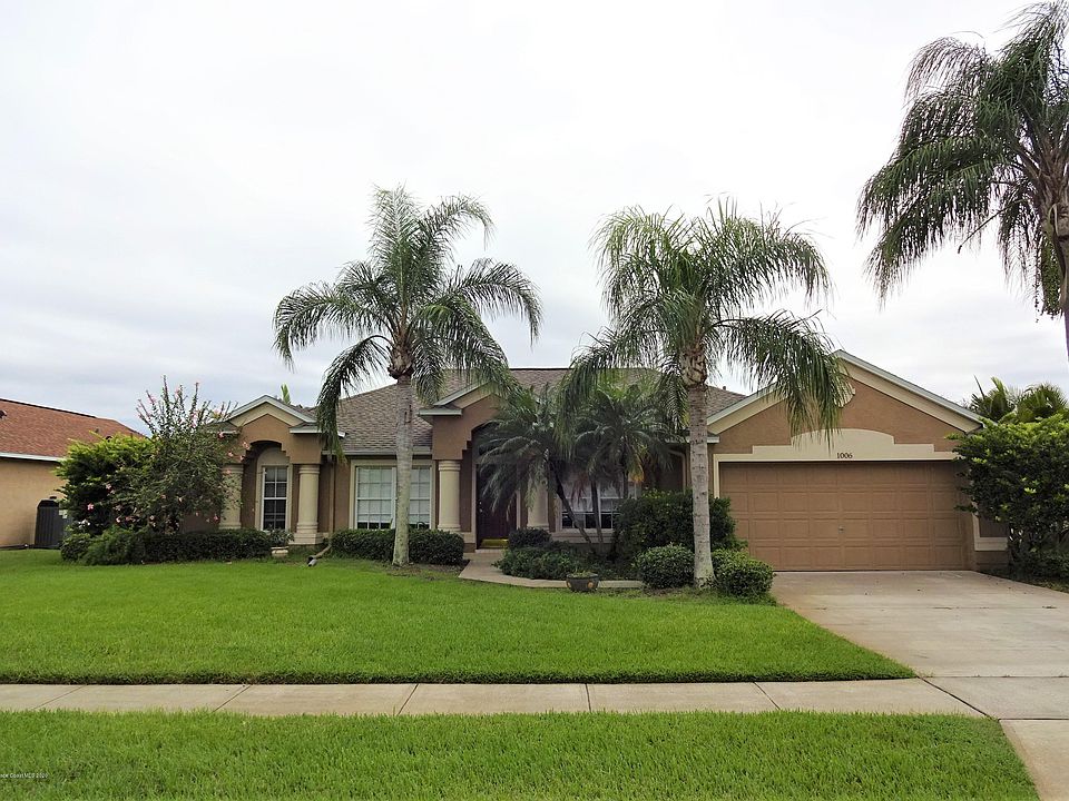 1st image of 1006 Sabal Grove Dr