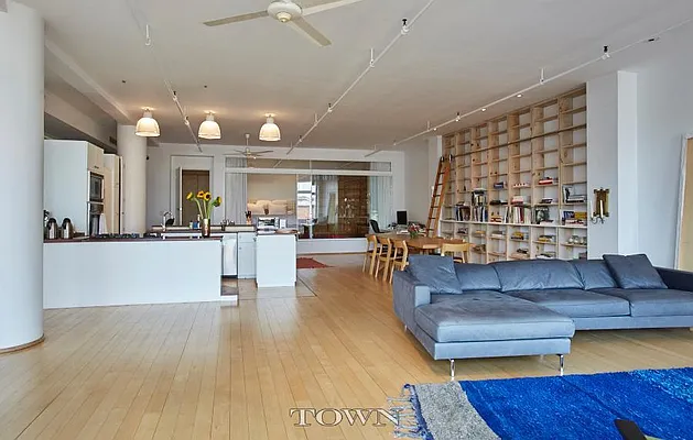 Sold by Town Residential | media 4