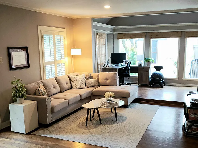6410 Westlake Ave — Photo 3
