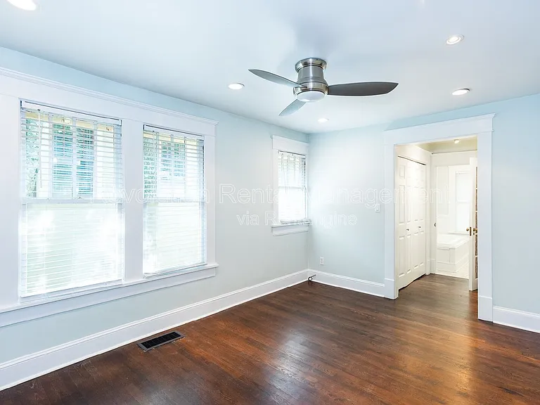 535 Atlanta Ave SE — Photo 8