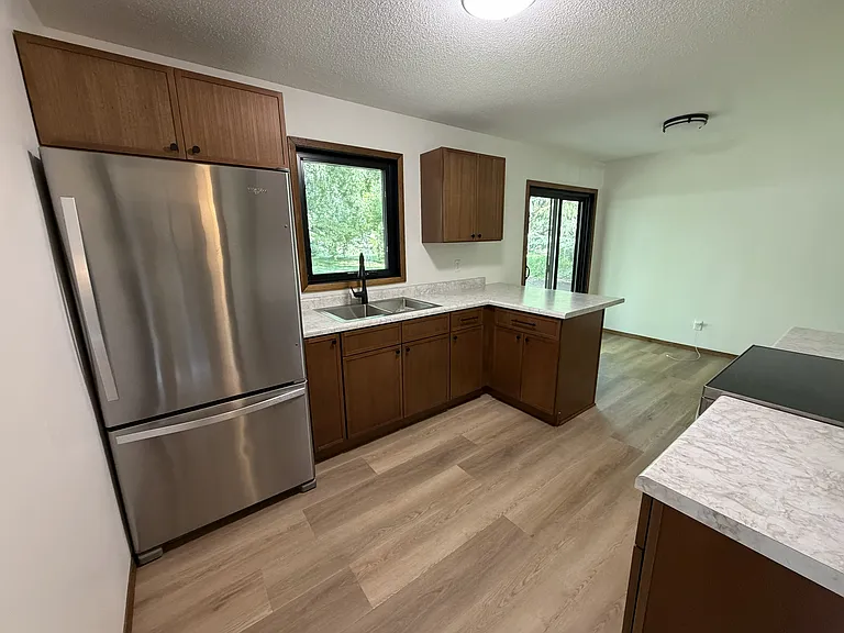 3804 S Holbrook Ave — Photo 6