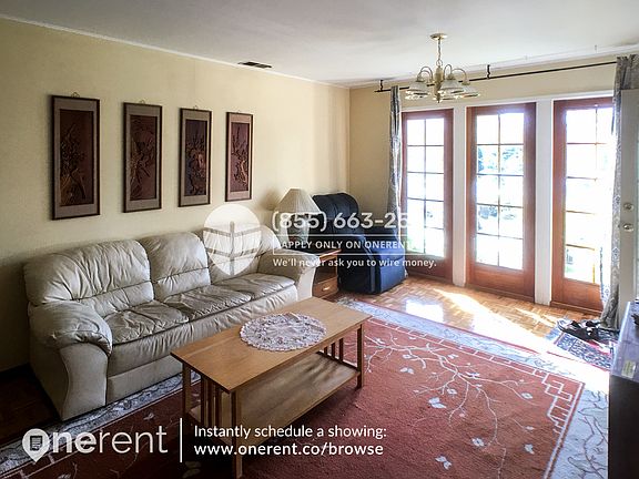 5th image of 4274 Suzanne Dr