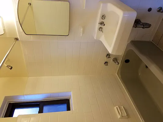 Rented by Compass | media 14