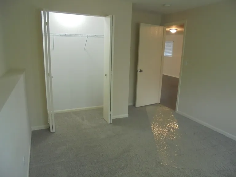 1511 Lotus Dr — Photo 35