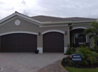 10145 Chesapeake Bay Dr, Fort Myers, FL 33913