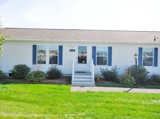 608 Hastings Rd, Middleboro, MA 02346