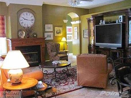 crescent forest family room