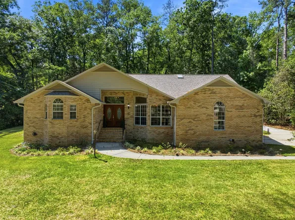 3549 Lakeshore Dr, Tallahassee, FL 32312