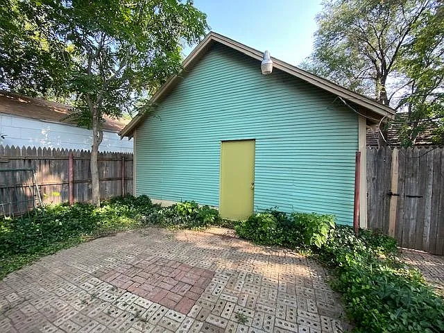 2432 22nd St #R — Photo 9