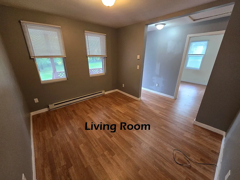 2 bed, $1,400 — Photo 4