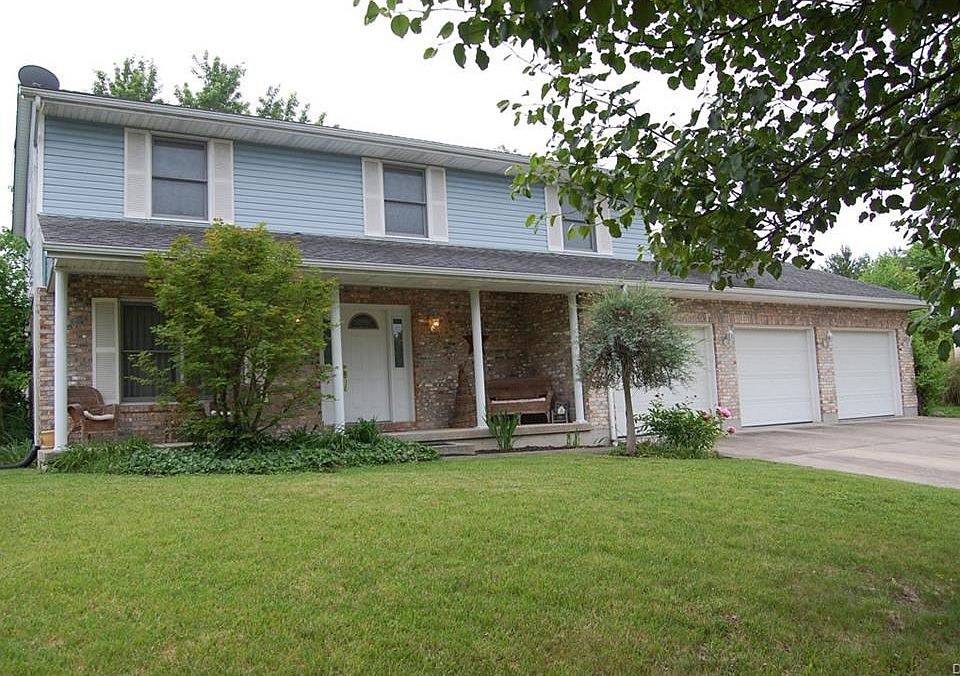1st image of 370 Melanie Dr